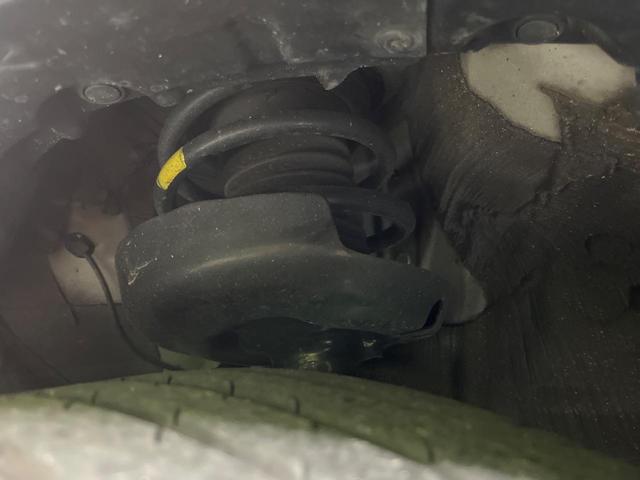 カローラスポーツ ハイブリッドＧ　Ｚ　純正９型ナビ　禁煙車　衝突軽減装置　バックカメラ　ＥＴＣ　クリアランスソナー　ＬＥＤヘッドライト　ＬＥＤフロントフォグ　フルセグ　Ｂｌｕｅｔｏｏｔｈ再生　スマートキー　オートライト（20枚目）
