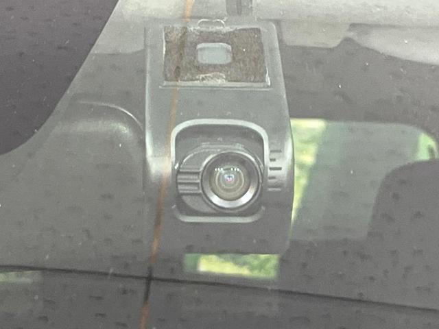 パッソ モーダ　純正ナビ　禁煙車　衝突軽減装置　バックカメラ　クリアランスソナー　ＥＴＣ　フルセグ　Ｂｌｕｅｔｏｏｔｈ再生　ＬＥＤヘッドライト　スマートキー　オートマチックハイビーム　オートライト　オートエアコン（47枚目）