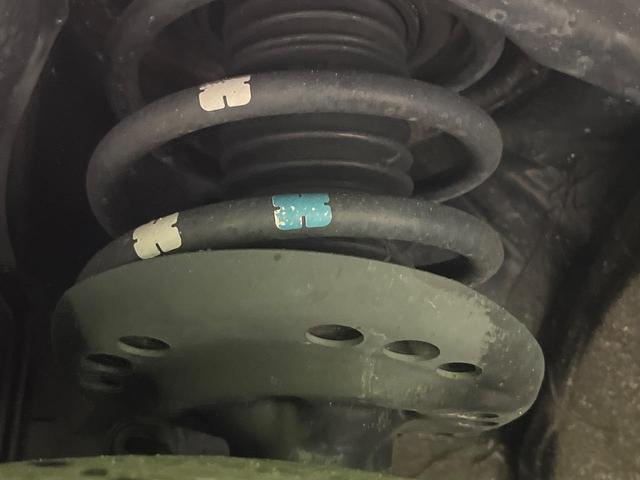 フォレスター アドバンス　禁煙車　４ＷＤ　純正８インチナビ　サイド＆バックカメラ　アイサイトＶｅｒ．３　レーダークルーズ　電動リアゲート　茶革シート　全席シートヒーター　　コーナーセンサー　スマートキー　ＬＥＤヘッド（18枚目）