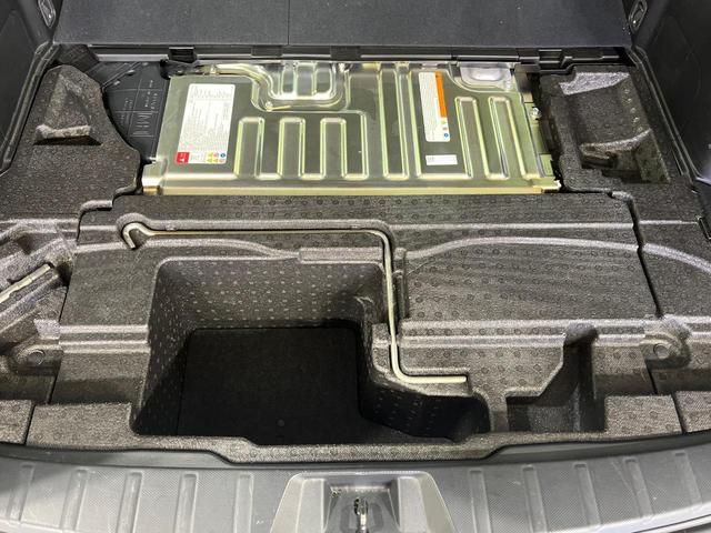 フォレスター アドバンス　禁煙車　４ＷＤ　純正８インチナビ　サイド＆バックカメラ　アイサイトＶｅｒ．３　レーダークルーズ　電動リアゲート　茶革シート　全席シートヒーター　　コーナーセンサー　スマートキー　ＬＥＤヘッド（37枚目）