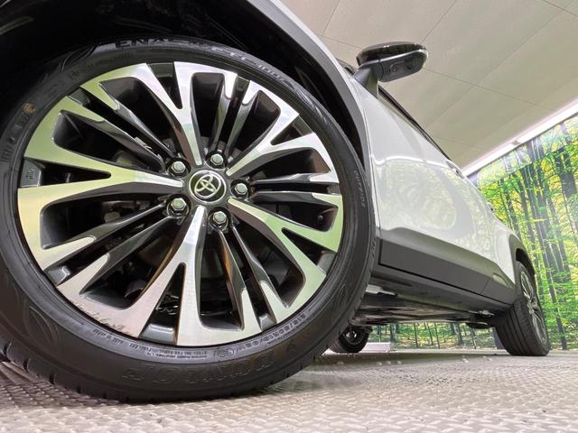 ヤリスクロス ハイブリッドＺ　禁煙車　全周囲カメラ　ナビ機能付き純正ディスプレイオーディオ　ブラインドスポットモニター　レーダークルーズ　シートヒーター　パワーシート　ＬＥＤヘッドライト　オートライト　スマートキー（13枚目）