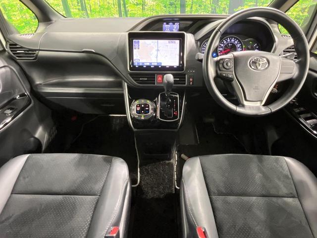 ヴォクシー ZS 煌III 禁煙車 純正9型ナビ フリップダウンモニター バックモニター 寒冷地仕様 セーフティセンス クルーズコントロール 両側電動スライドドア ダブルエアコン LEDヘッドライト 純正16AW スマートキー(2枚目)