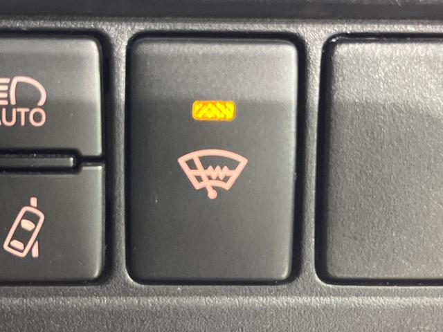 ヴォクシー ZS 煌III 禁煙車 純正9型ナビ フリップダウンモニター バックモニター 寒冷地仕様 セーフティセンス クルーズコントロール 両側電動スライドドア ダブルエアコン LEDヘッドライト 純正16AW スマートキー(6枚目)