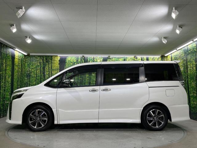 ヴォクシー ZS 煌III 禁煙車 純正9型ナビ フリップダウンモニター バックモニター 寒冷地仕様 セーフティセンス クルーズコントロール 両側電動スライドドア ダブルエアコン LEDヘッドライト 純正16AW スマートキー(27枚目)