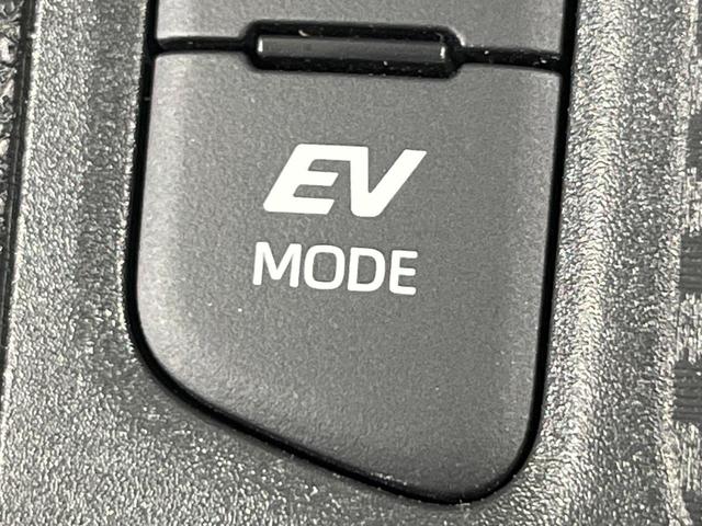 ヤリスクロス ハイブリッドＺ　純正８インチナビ機能付きＤＡ　全周囲カメラ　禁煙車　衝突軽減　パワーシート　コーナーセンサー　スマートキー　ＥＴＣ２．０　純正１８インチアルミホイール　ＬＥＤヘッドライト（55枚目）