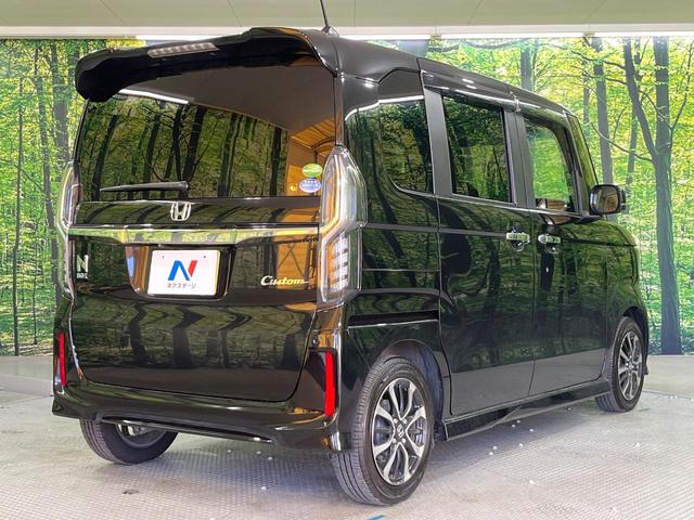 N-BOXカスタム G・Lホンダセンシング 禁煙車 パイオニア8インチナビ バックカメラ 電動スライドドア 衝突被害軽減システム レーダークルーズ ビルトインETC コーナーセンサー スマートキー LEDヘッドライト 車線逸脱警報 CD DVD(17枚目)
