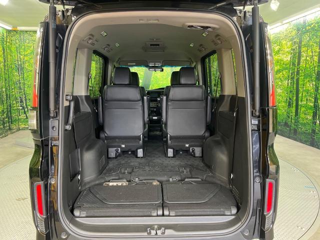 ステップワゴンスパーダ スパーダ・クールスピリット ホンダセンシング 禁煙車 7人乗り メーカーナビ 全周囲カメラ 両側電動ドア 後席モニター 衝突被害軽減システム リアオートエアコン レーダークルーズ コーナーセンサー ETC 車線逸脱警報(10枚目)