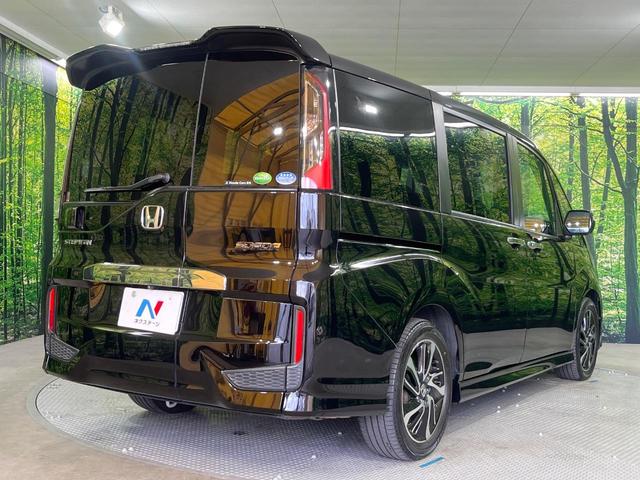 ステップワゴンスパーダ スパーダ・クールスピリット ホンダセンシング 禁煙車 7人乗り メーカーナビ 全周囲カメラ 両側電動ドア 後席モニター 衝突被害軽減システム リアオートエアコン レーダークルーズ コーナーセンサー ETC 車線逸脱警報(17枚目)