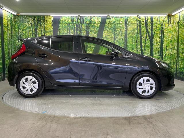 アクア X 禁煙車 純正ナビ機能付きDA バックカメラ ビルトインETC レーダークルーズ スマートキー LEDヘッドライト オートハイビーム オートライト 車線逸脱警報(29枚目)