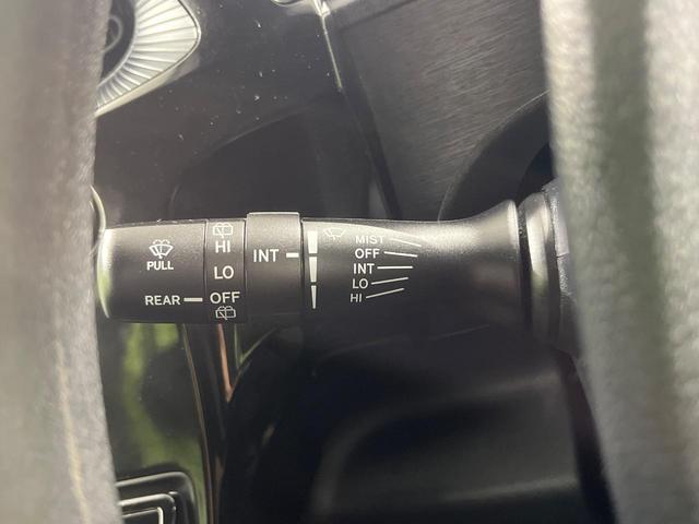 アクア S 禁煙車 SDナビ ETC プリクラッシュセーフティ オートエアコン キーレス 横滑り防止装置 盗難防止システム 電動格納ミラー(39枚目)