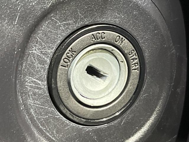 アクア S 禁煙車 SDナビ ETC プリクラッシュセーフティ オートエアコン キーレス 横滑り防止装置 盗難防止システム 電動格納ミラー(41枚目)