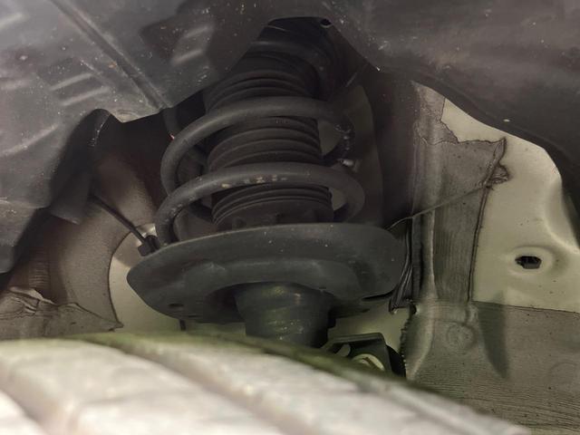 アクア X 純正ナビ機能付きDA 禁煙車 衝突軽減装置 バックカメラ LEDヘッドライト Bluetooth再生 スマートキー プライバシーガラス 電動格納ミラー 盗難防止装置(20枚目)