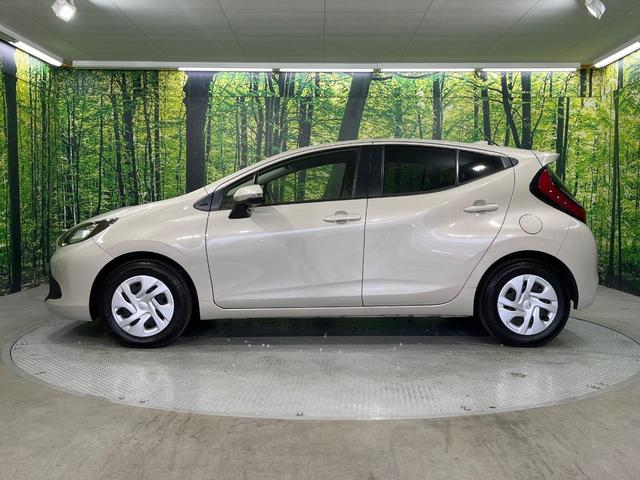 アクア X 純正ナビ機能付きDA 禁煙車 衝突軽減装置 バックカメラ LEDヘッドライト Bluetooth再生 スマートキー プライバシーガラス 電動格納ミラー 盗難防止装置(26枚目)