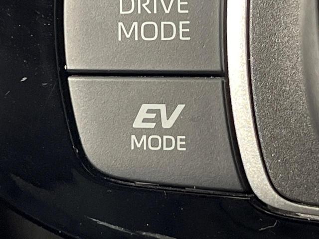 アクア X 純正ナビ機能付きDA 禁煙車 衝突軽減装置 バックカメラ LEDヘッドライト Bluetooth再生 スマートキー プライバシーガラス 電動格納ミラー 盗難防止装置(38枚目)