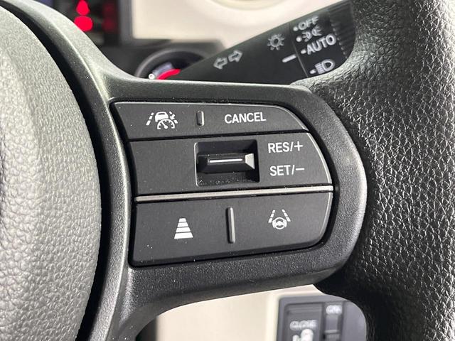 N-BOX ベースグレード 禁煙車 電動スライドドア バックカメラ 衝突被害軽減システム レーダークルーズ コーナーセンサー スマートキー LEDヘッド 車線逸脱警報 オートライト オートエアコン CD(4枚目)