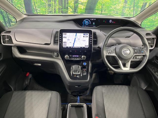 セレナ ｅ－パワー　ハイウェイスターＶ　禁煙車　後期　純正１０型ナビ　フリップダウンモニター　アラウンドビューモニター　プロパイロット　ハンズフリー両側電動スライドドア　デジタルインナーミラー　ビルトインＥＴＣ　ＬＥＤ　純正１５ＡＷ（2枚目）