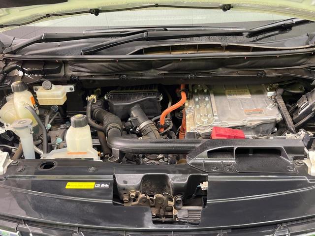 セレナ ｅ－パワー　ハイウェイスターＶ　禁煙車　後期　純正１０型ナビ　フリップダウンモニター　アラウンドビューモニター　プロパイロット　ハンズフリー両側電動スライドドア　デジタルインナーミラー　ビルトインＥＴＣ　ＬＥＤ　純正１５ＡＷ（18枚目）