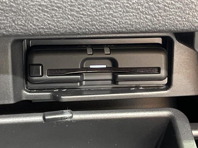 セレナ ｅ－パワー　ハイウェイスターＶ　禁煙車　後期　純正１０型ナビ　フリップダウンモニター　アラウンドビューモニター　プロパイロット　ハンズフリー両側電動スライドドア　デジタルインナーミラー　ビルトインＥＴＣ　ＬＥＤ　純正１５ＡＷ（45枚目）