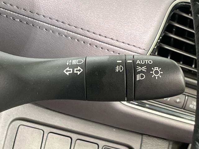 セレナ ｅ－パワー　ハイウェイスターＶ　禁煙車　後期　純正１０型ナビ　フリップダウンモニター　アラウンドビューモニター　プロパイロット　ハンズフリー両側電動スライドドア　デジタルインナーミラー　ビルトインＥＴＣ　ＬＥＤ　純正１５ＡＷ（52枚目）