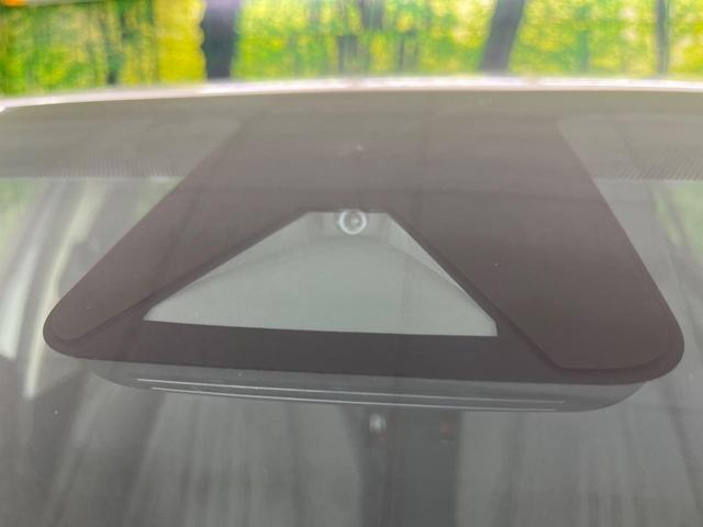 アクア X 禁煙車 ナビ機能付きディスプレイオーディオ Bluetooth バックモニター ETC セーフティセンス LEDヘッドライト 電動格納ドアミラー オートエアコン プライバシーガラス スマートキー(7枚目)