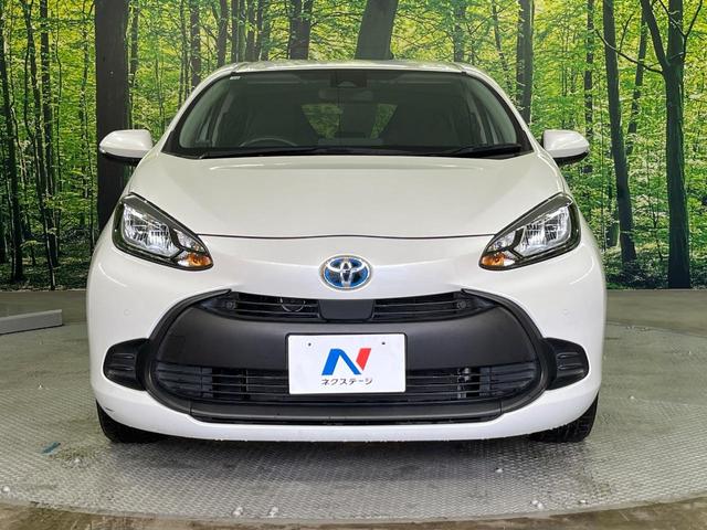 アクア X 禁煙車 ナビ機能付きディスプレイオーディオ Bluetooth バックモニター ETC セーフティセンス LEDヘッドライト 電動格納ドアミラー オートエアコン プライバシーガラス スマートキー(13枚目)