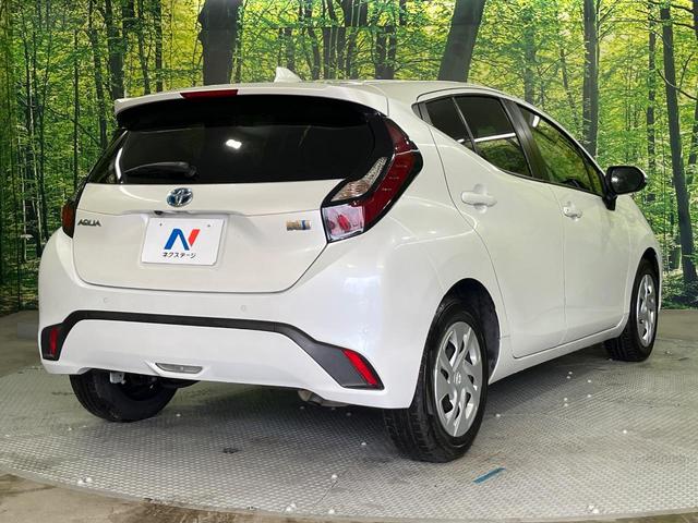 アクア X 禁煙車 ナビ機能付きディスプレイオーディオ Bluetooth バックモニター ETC セーフティセンス LEDヘッドライト 電動格納ドアミラー オートエアコン プライバシーガラス スマートキー(16枚目)