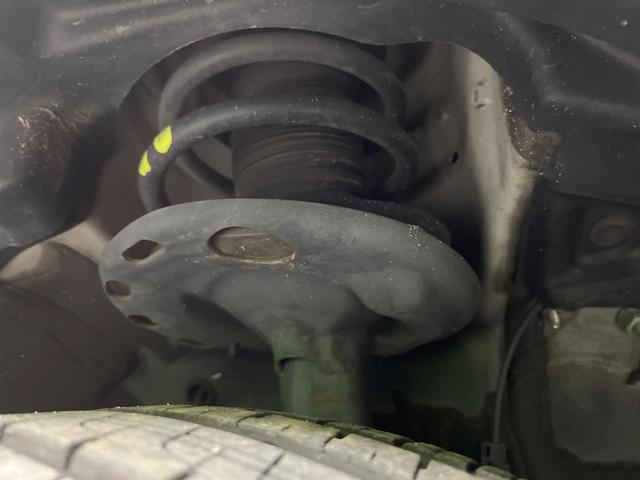 ヴォクシー ZS 煌II SDナビ バックカメラ 両側電動ドア 衝突被害軽減システム スマートキー LEDヘッド ビルトインETC 車線逸脱警報 オートライト デュアルエアコン 純正16インチアルミ Bluetooth CD(20枚目)