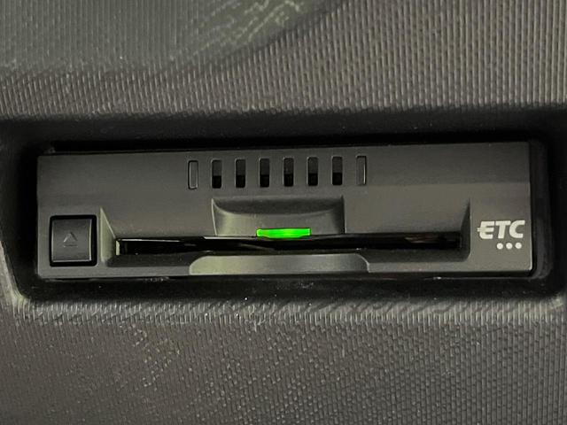 アクア L 禁煙車 純正ナビ Bluetooth ビルトインETC オートエアコン アイドリングストップ キーレスエントリー(4枚目)