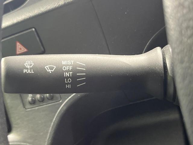 アクア L 禁煙車 純正ナビ Bluetooth ビルトインETC オートエアコン アイドリングストップ キーレスエントリー(21枚目)