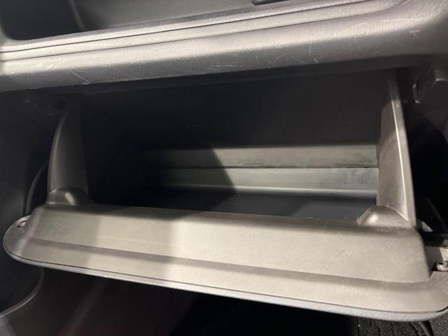 アクア L 禁煙車 純正ナビ Bluetooth ビルトインETC オートエアコン アイドリングストップ キーレスエントリー(35枚目)