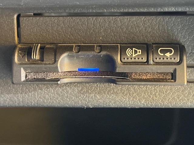 ワゴンR FZ 禁煙車 SDナビ シートヒーター スマートキー ETC オートエアコン セーフティサポート ステアリングスイッチ 純正14インチアルミホイール フルセグTV(5枚目)