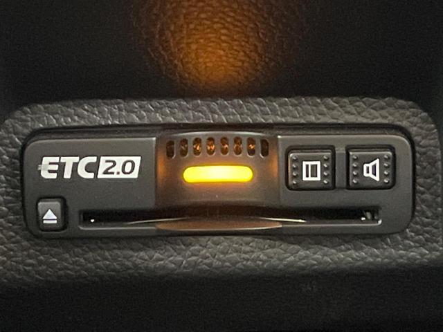 ヴェゼル e:HEV Z 禁煙車 純正9型ナビ バックカメラ ホンダセンシング ETC シートヒーター コーナーセンサー パワーバックドア スマートキー LEDヘッドライト オートハイビーム 車線逸脱警報 オートライト(7枚目)