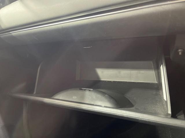 ヴェゼル e:HEV Z 禁煙車 純正9型ナビ バックカメラ ホンダセンシング ETC シートヒーター コーナーセンサー パワーバックドア スマートキー LEDヘッドライト オートハイビーム 車線逸脱警報 オートライト(42枚目)