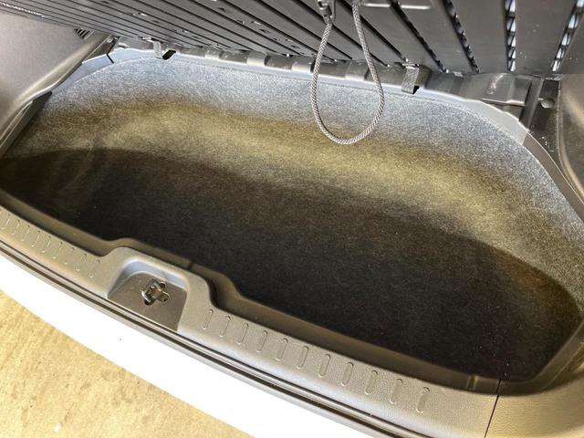 セレナ ライダーブラックラインＳ－ＨＶアドバンスドセーフティ　純正ＳＤナビ　全周囲カメラ　両側電動ドア　ビルトインＥＴＣ　衝突被害軽減システム　コーナーセンサー　クルーズコントロール　スマートキー　ＬＥＤヘッドライト　車線逸脱警報　オートライト　オートエアコン（55枚目）