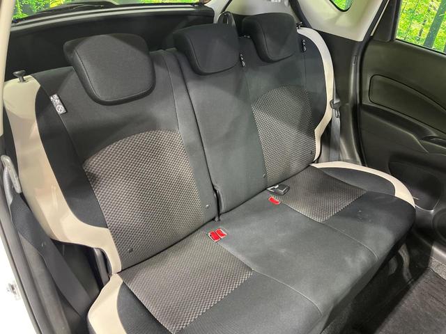 ノート Ｘ　純正ＳＤナビ　バックカメラ　衝突被害軽減システム　禁煙車　スマートキー　車線逸脱警報　オートライト　Ｂｌｕｅｔｏｏｔｈ　ＣＤ　ＤＶＤ再生　フルセグ　プライバシーガラス（9枚目）