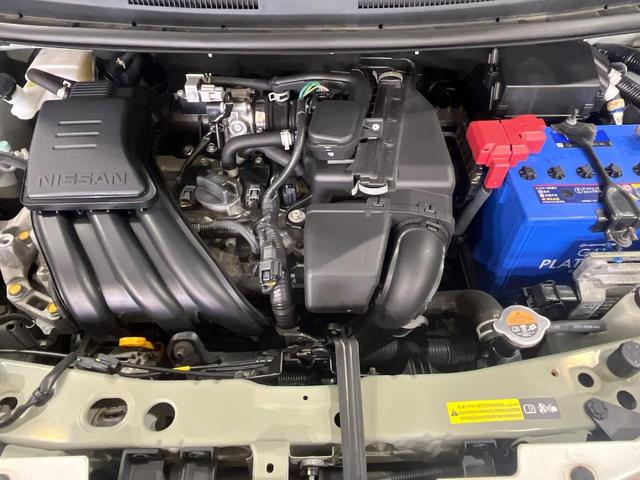 ノート Ｘ　純正ＳＤナビ　バックカメラ　衝突被害軽減システム　禁煙車　スマートキー　車線逸脱警報　オートライト　Ｂｌｕｅｔｏｏｔｈ　ＣＤ　ＤＶＤ再生　フルセグ　プライバシーガラス（18枚目）