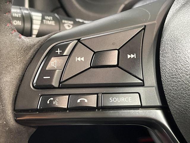 ノート e-パワーニスモ 禁煙車 純正SDナビ 全周囲カメラ インテリジェントルームミラー コーナーセンサー スマートキー LEDヘッドライト ETC オートライト 純正16インチアルミホイール Bluetooth CD(6枚目)