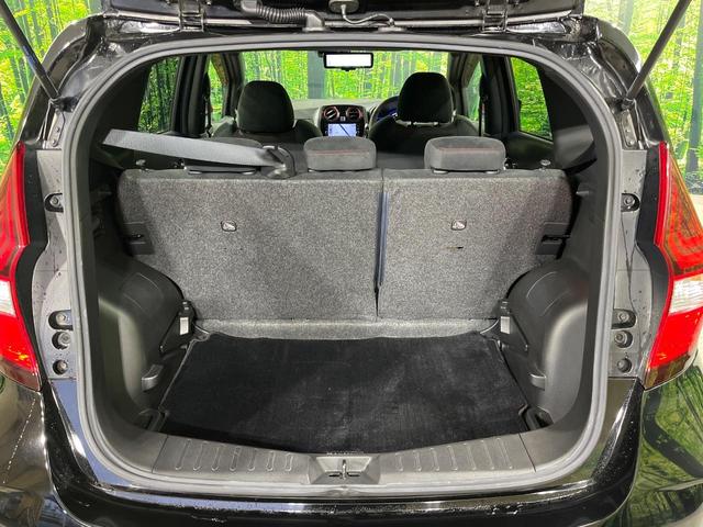 ノート e-パワーニスモ 禁煙車 純正SDナビ 全周囲カメラ インテリジェントルームミラー コーナーセンサー スマートキー LEDヘッドライト ETC オートライト 純正16インチアルミホイール Bluetooth CD(11枚目)