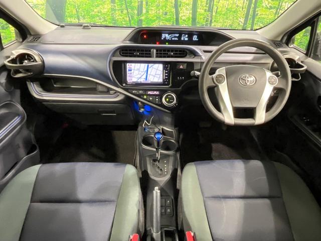 アクア Ｓ　禁煙車　ＳＤナビ　Ｂｌｕｅｔｏｏｔｈ　バックモニター　ＥＴＣ　クルーズコントロール　ＬＥＤヘッドライト　オートライト　オートエアコン　ステアリングスイッチ　電動格納ドアミラー　１５インチＡＷ（2枚目）