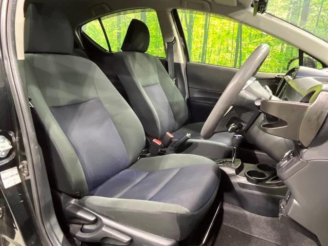 アクア Ｓ　禁煙車　ＳＤナビ　Ｂｌｕｅｔｏｏｔｈ　バックモニター　ＥＴＣ　クルーズコントロール　ＬＥＤヘッドライト　オートライト　オートエアコン　ステアリングスイッチ　電動格納ドアミラー　１５インチＡＷ（8枚目）