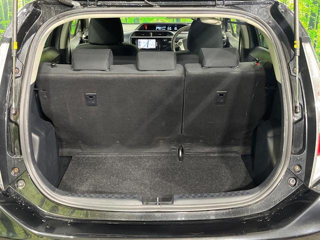 アクア Ｓ　禁煙車　ＳＤナビ　Ｂｌｕｅｔｏｏｔｈ　バックモニター　ＥＴＣ　クルーズコントロール　ＬＥＤヘッドライト　オートライト　オートエアコン　ステアリングスイッチ　電動格納ドアミラー　１５インチＡＷ（10枚目）