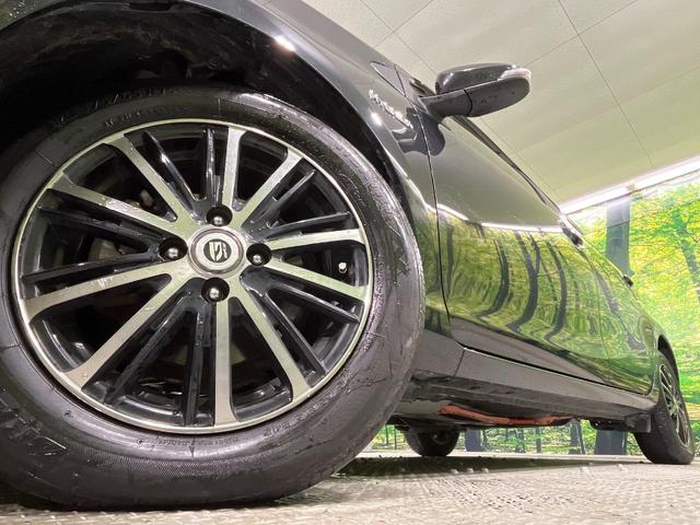 アクア Ｓ　禁煙車　ＳＤナビ　Ｂｌｕｅｔｏｏｔｈ　バックモニター　ＥＴＣ　クルーズコントロール　ＬＥＤヘッドライト　オートライト　オートエアコン　ステアリングスイッチ　電動格納ドアミラー　１５インチＡＷ（13枚目）