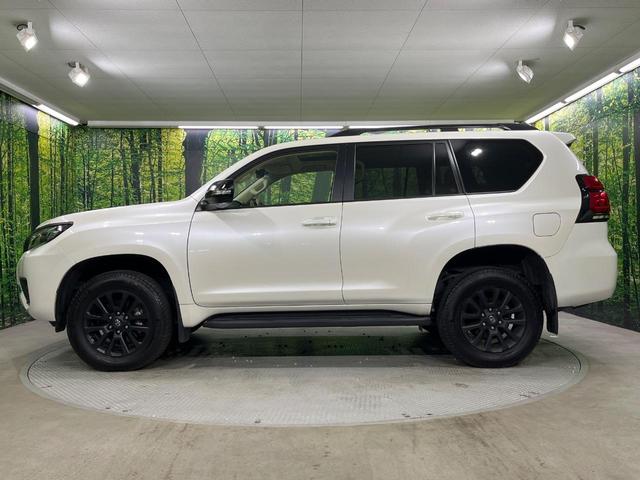 ランドクルーザープラド ＴＸ　Ｌパッケージ　マットブラックエディション　禁煙車　７人乗り　サンルーフ　純正ディスプレイオーディオ　パノラミックビューモニター　ビルトインＥＴＣ２．０　シートベンチレーション　ベージュ革　ＬＥＤヘッドライト　純正１８ＡＷ　スマートキー（66枚目）