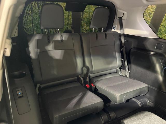 ランドクルーザープラド ＴＸ　Ｌパッケージ　禁煙車　ＢＩＧ－Ｘ９インチナビ　サンルーフ　フリップダウンモニター　バックカメラ　パワーシート　本革シート　純正革巻ステアリング　純正１９インチアルミホイール　ＬＥＤヘッドライト（10枚目）