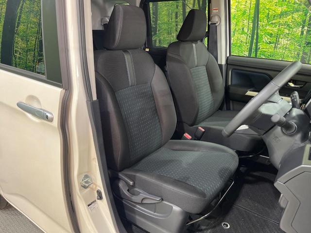 ルーミー カスタムG 禁煙車 純正9インチディスプレイオーディオ 全周囲カメラ 両側電動スライドドア 前席シートヒーター ロールシェード 純正革巻ステアリング 純正14インチアルミホイール LEDヘッドライト(8枚目)