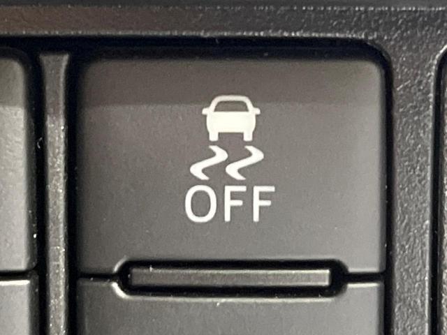 ルーミー カスタムG 禁煙車 純正9インチディスプレイオーディオ 全周囲カメラ 両側電動スライドドア 前席シートヒーター ロールシェード 純正革巻ステアリング 純正14インチアルミホイール LEDヘッドライト(54枚目)