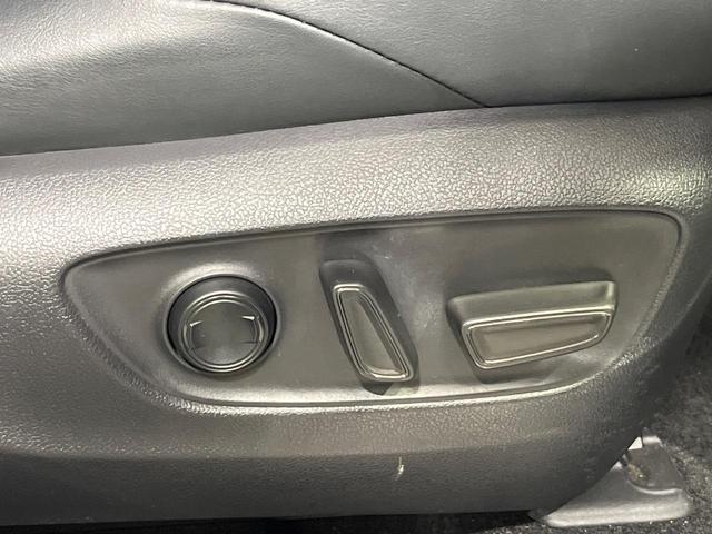 ハリアーハイブリッド Ｚ　調光パノラマルーフ　純正１２．３インチナビ　全周囲カメラ　デジタルインナーミラー　ヘッドアップディスプレイ　ＬＥＤヘッドライト　ＥＴＣ２．０　レーダークルーズコントロール　Ｂｌｕｅｔｏｏｔｈ再生（65枚目）