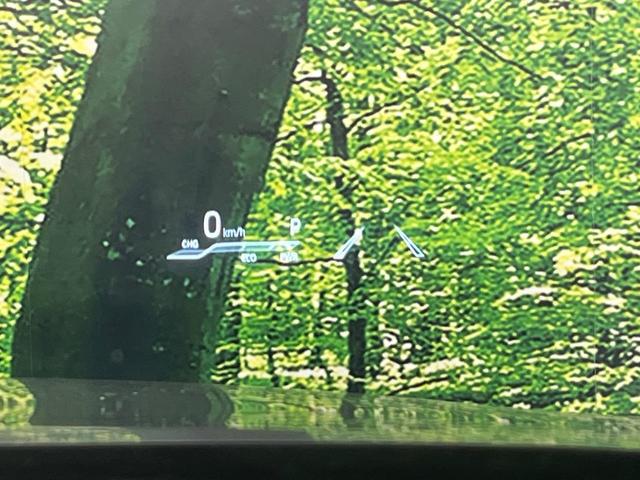 ハリアーハイブリッド Ｚ　純正１２．３インチナビ　禁煙車　バックカメラ　デジタルインナーミラー　レーダークルーズコントロール　ＥＴＣ２．０　ヘッドアップディスプレイ　ＬＥＤヘッドライト　Ｂｌｕｅｔｏｏｔｈ再生　フルセグ（8枚目）