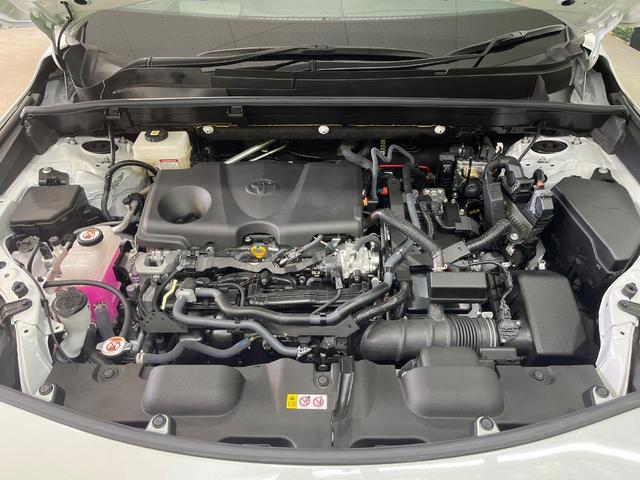 ハリアーハイブリッド Ｚ　レザーパッケージ　純正１２．３インチナビ　禁煙車　パノラミックビューモニター　デジタルインナーミラー　パワーバックドア　シートヒーター　シートベンチレーション　ステアリングヒーター　ＬＥＤヘッドライト　ＥＴＣ（18枚目）