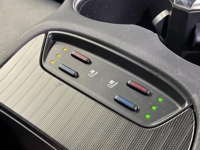 ハリアーハイブリッド Ｚ　レザーパッケージ　純正１２．３インチナビ　ＪＢＬサウンド　禁煙車　バックカメラ　デジタルインナーミラー　ＬＥＤヘッドライト　パワーバックドア　レーダークルーズコントロール　シートヒーター　シートベンチレーション（40枚目）